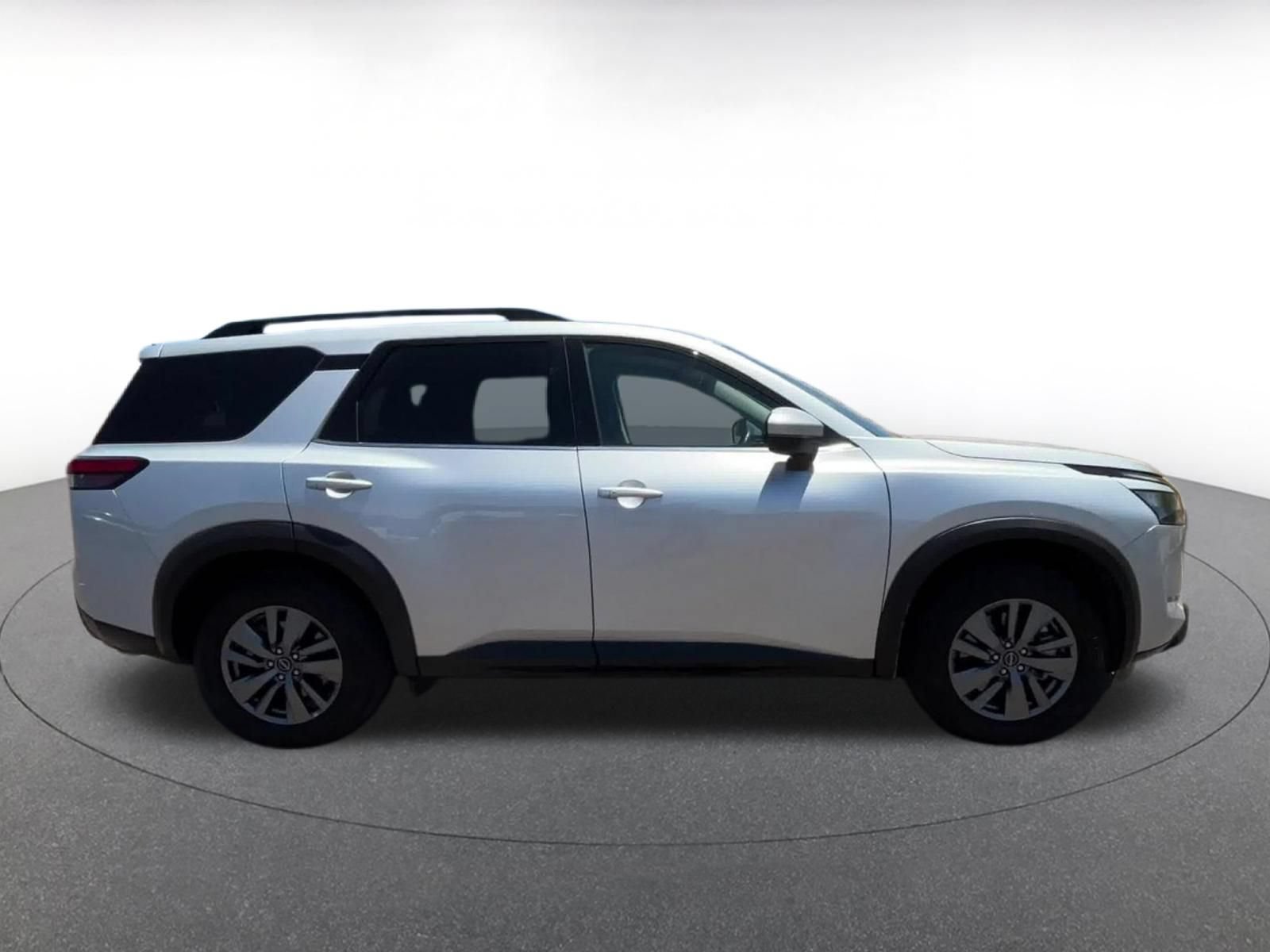 Thumbnail: 2025 Nissan Pathfinder - 16