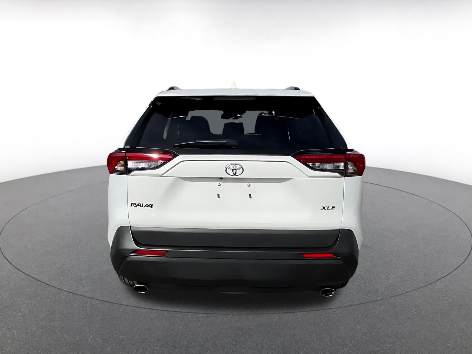 Thumbnail: 2025 Toyota RAV4 - 12