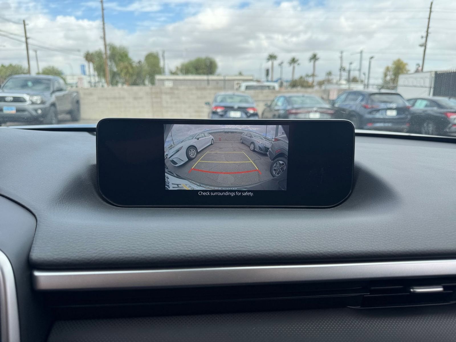 Thumbnail: 2025 Mazda CX-50 - 17