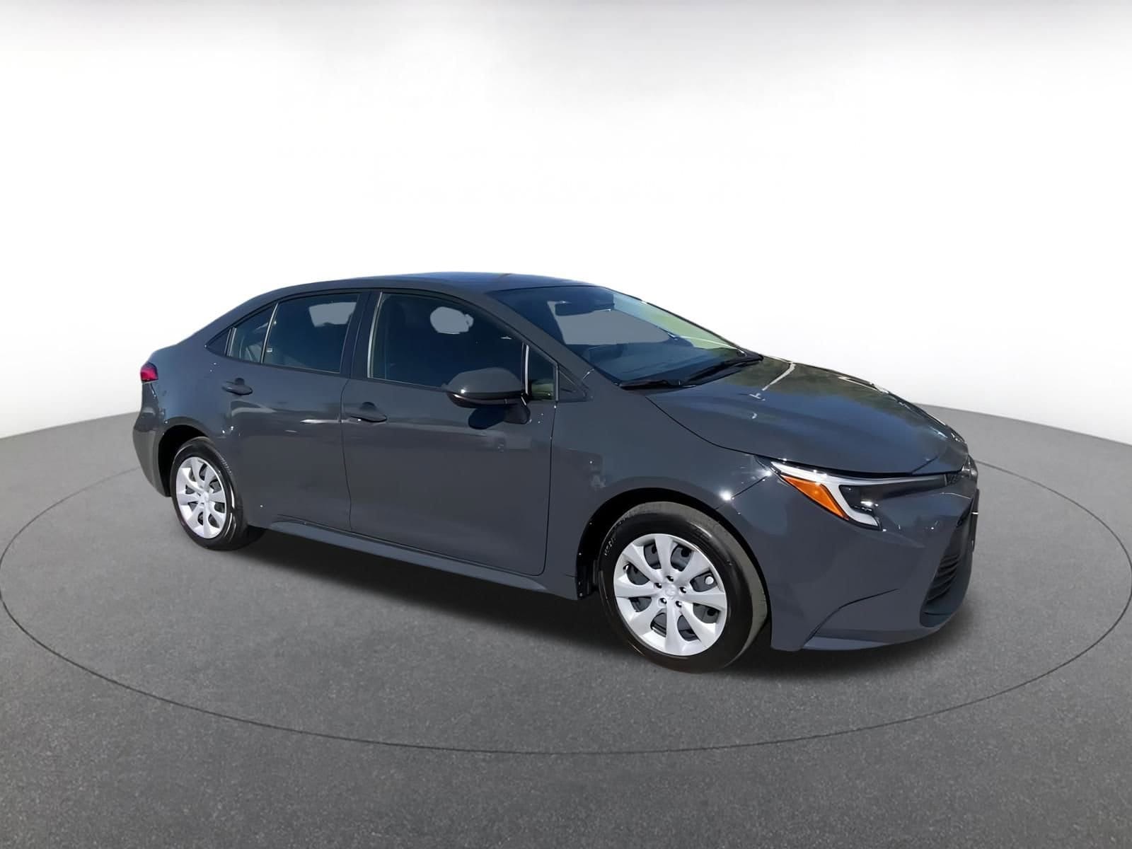 Thumbnail: 2025 Toyota Corolla - 2