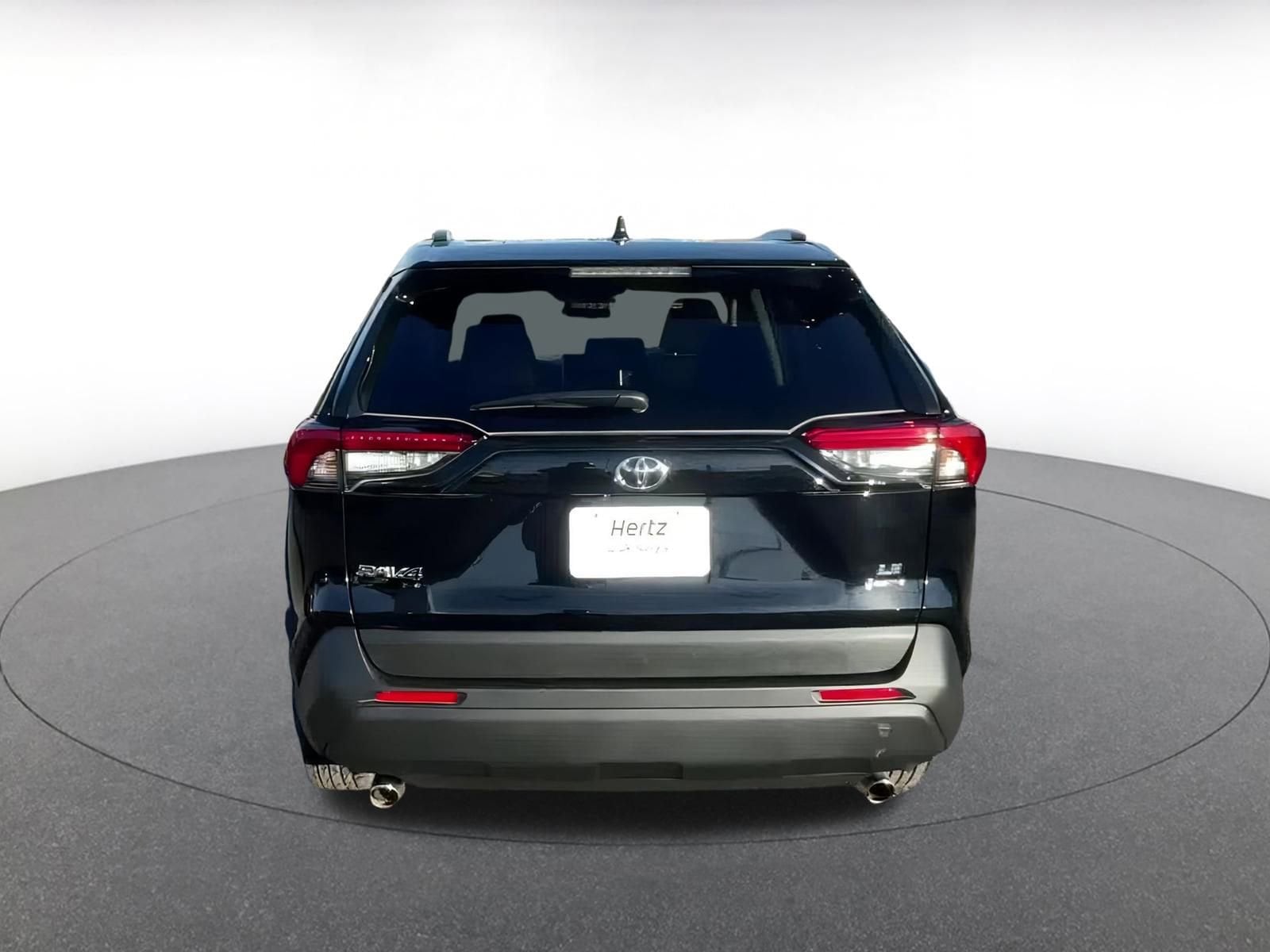 Thumbnail: 2025 Toyota RAV4 - 11