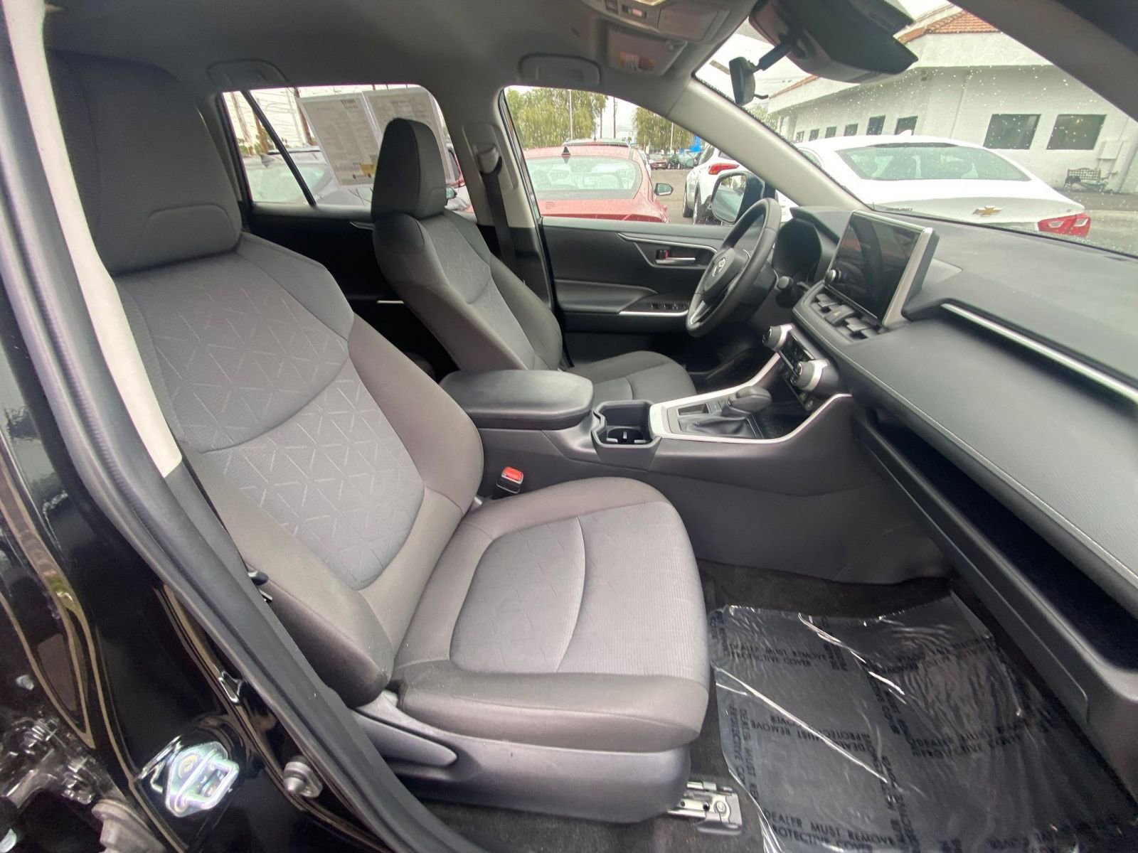 Thumbnail: 2025 Toyota RAV4 - 27