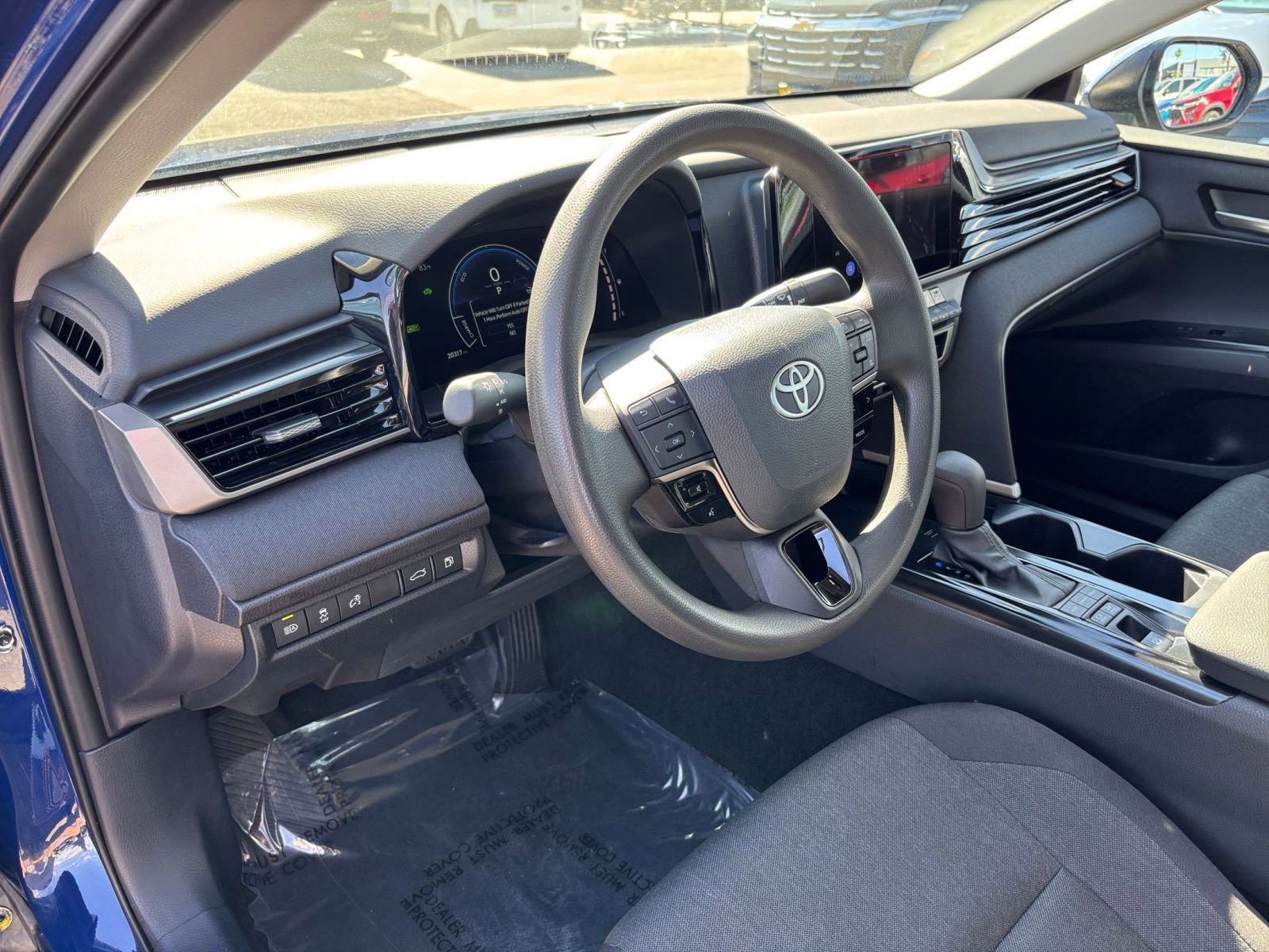 Thumbnail: 2025 Toyota Camry - 33