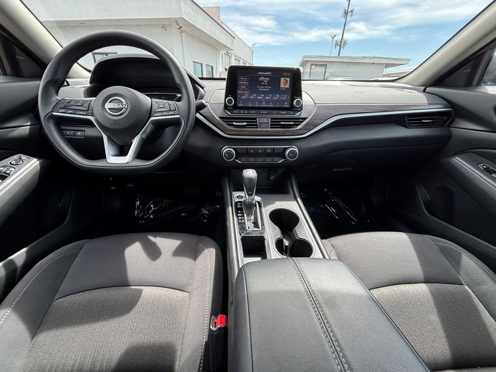 Thumbnail: 2025 Nissan Altima - 33
