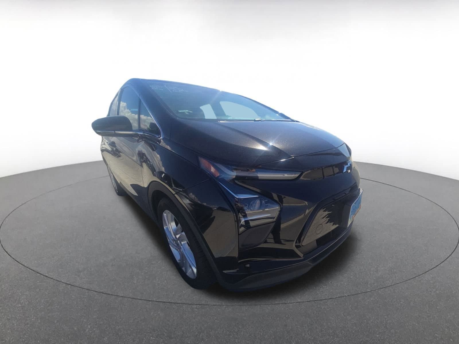 Thumbnail: 2023 Chevrolet Bolt EV - 1