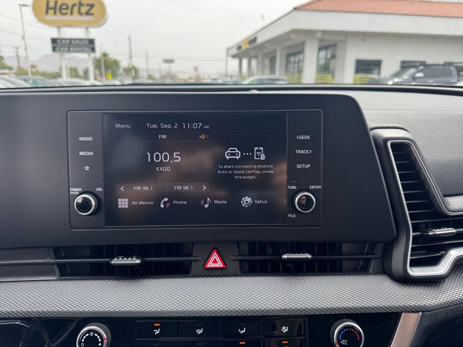 Thumbnail: 2024 Kia Sportage - 18