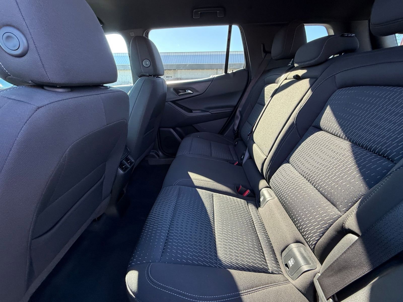 Thumbnail: 2025 Chevrolet Equinox - 23