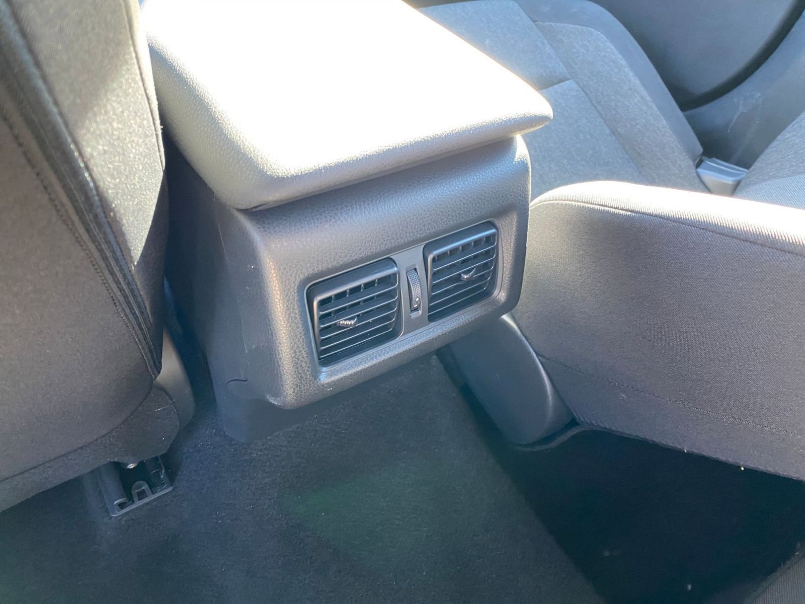 Thumbnail: 2025 Toyota Camry - 24