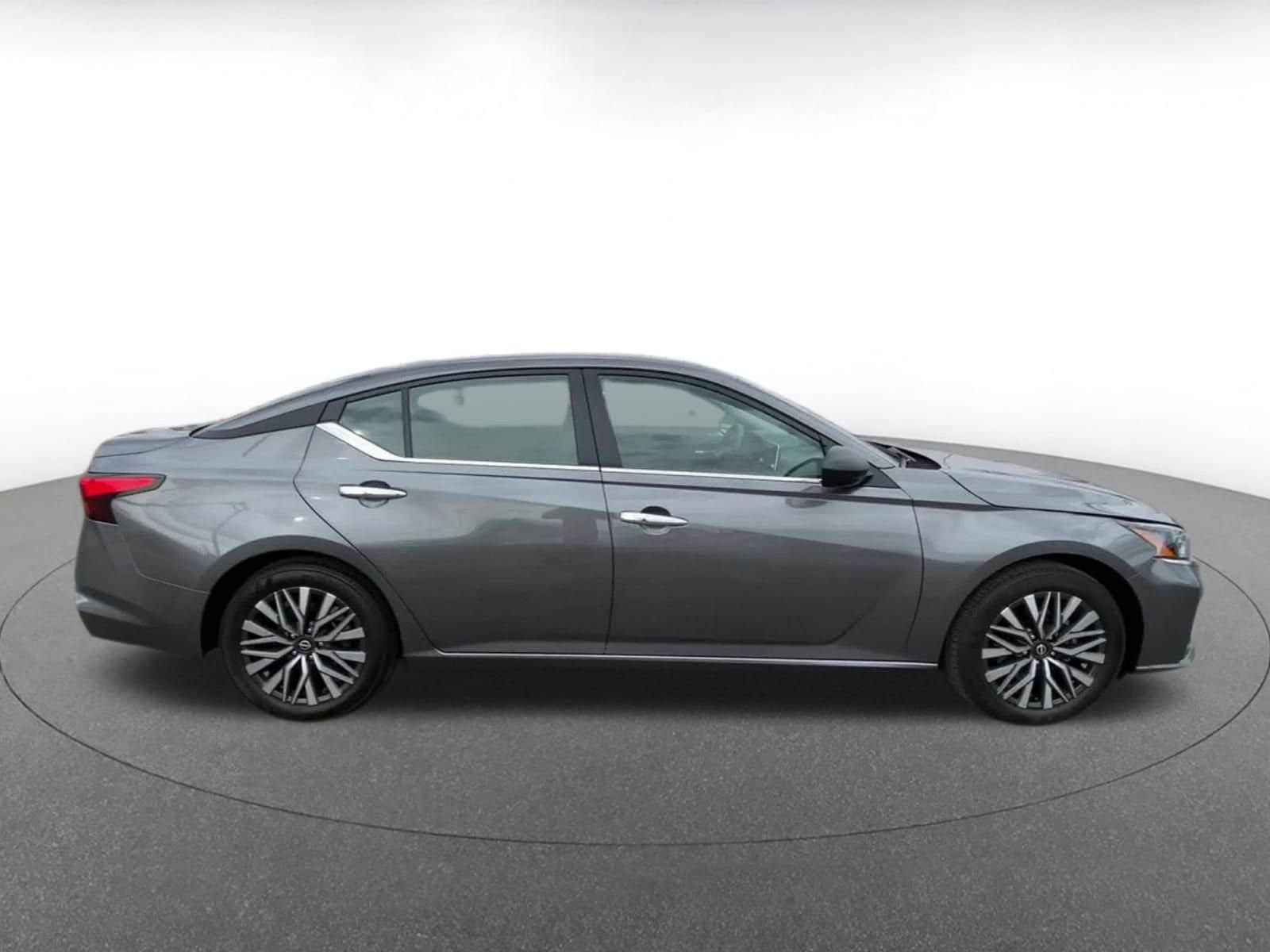 Thumbnail: 2025 Nissan Altima - 16