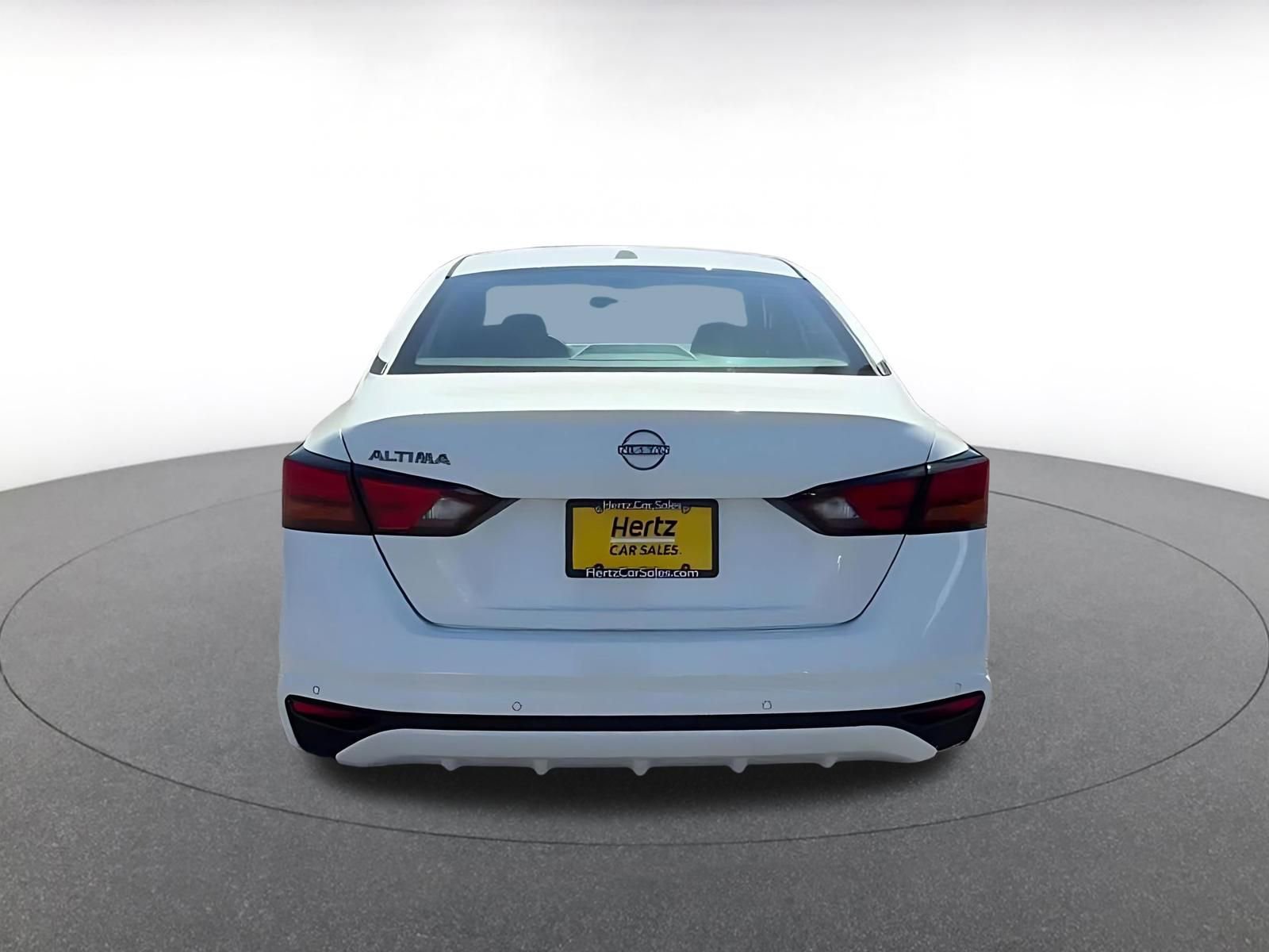 Thumbnail: 2025 Nissan Altima - 12