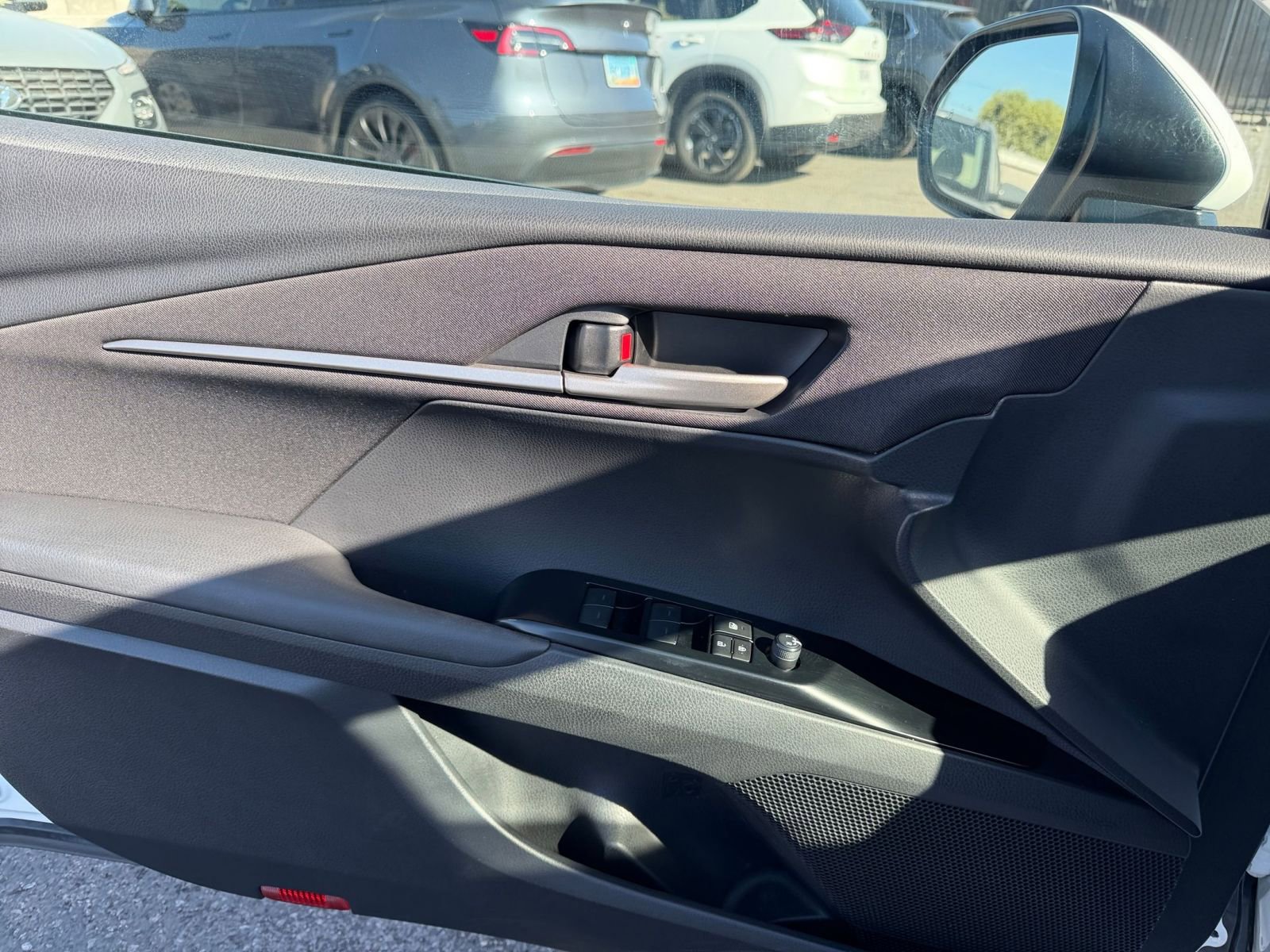 Thumbnail: 2025 Toyota Camry - 20