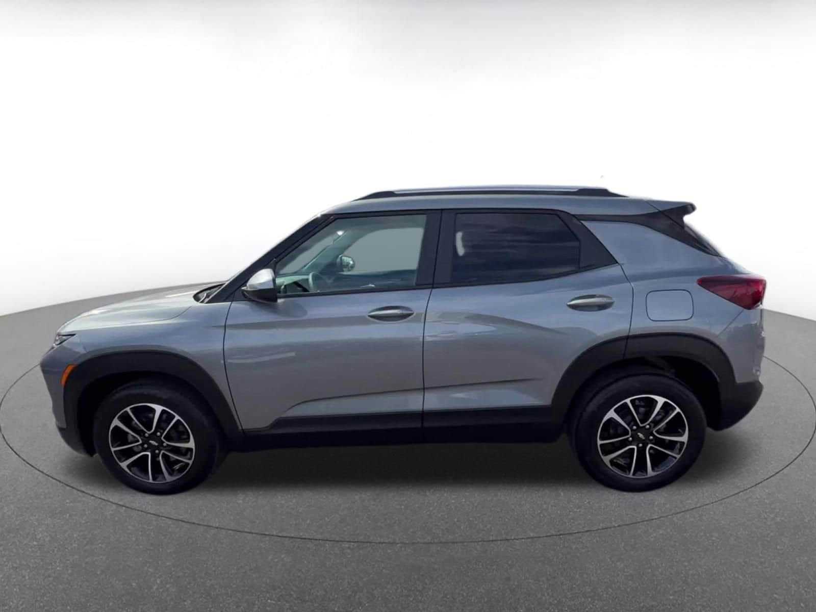 Thumbnail: 2025 Chevrolet TrailBlazer - 8