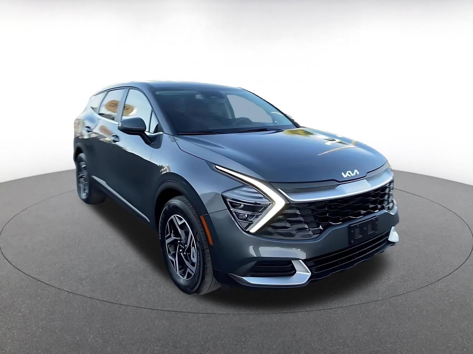 Thumbnail: 2025 Kia Sportage - 3