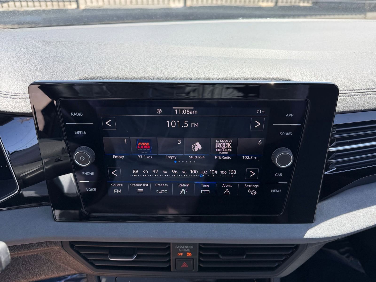 Thumbnail: 2025 Volkswagen Jetta - 20