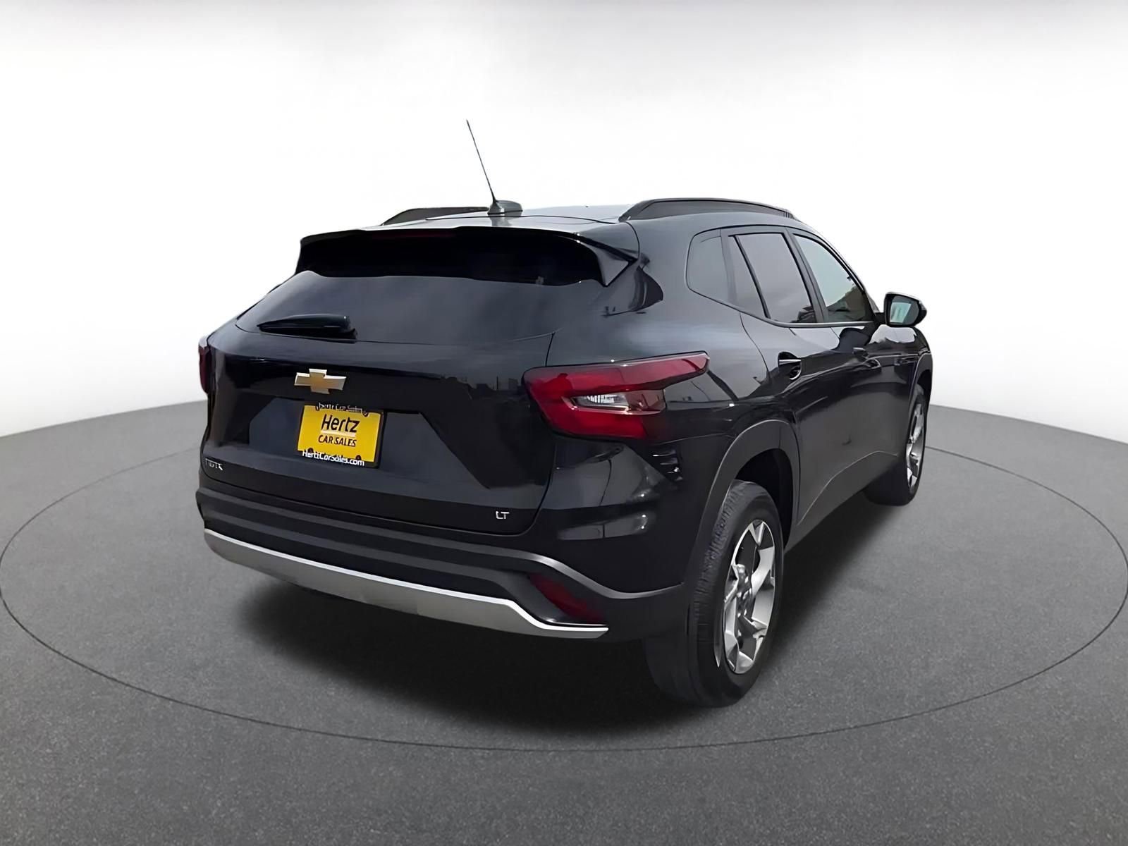 Thumbnail: 2025 Chevrolet Trax - 15
