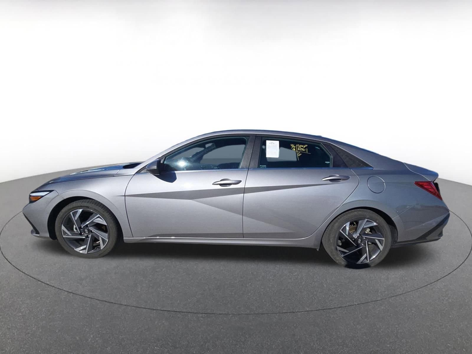 Thumbnail: 2025 Hyundai Elantra - 6