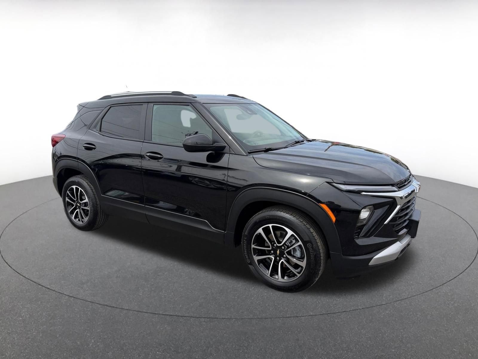 Thumbnail: 2025 Chevrolet TrailBlazer - 1