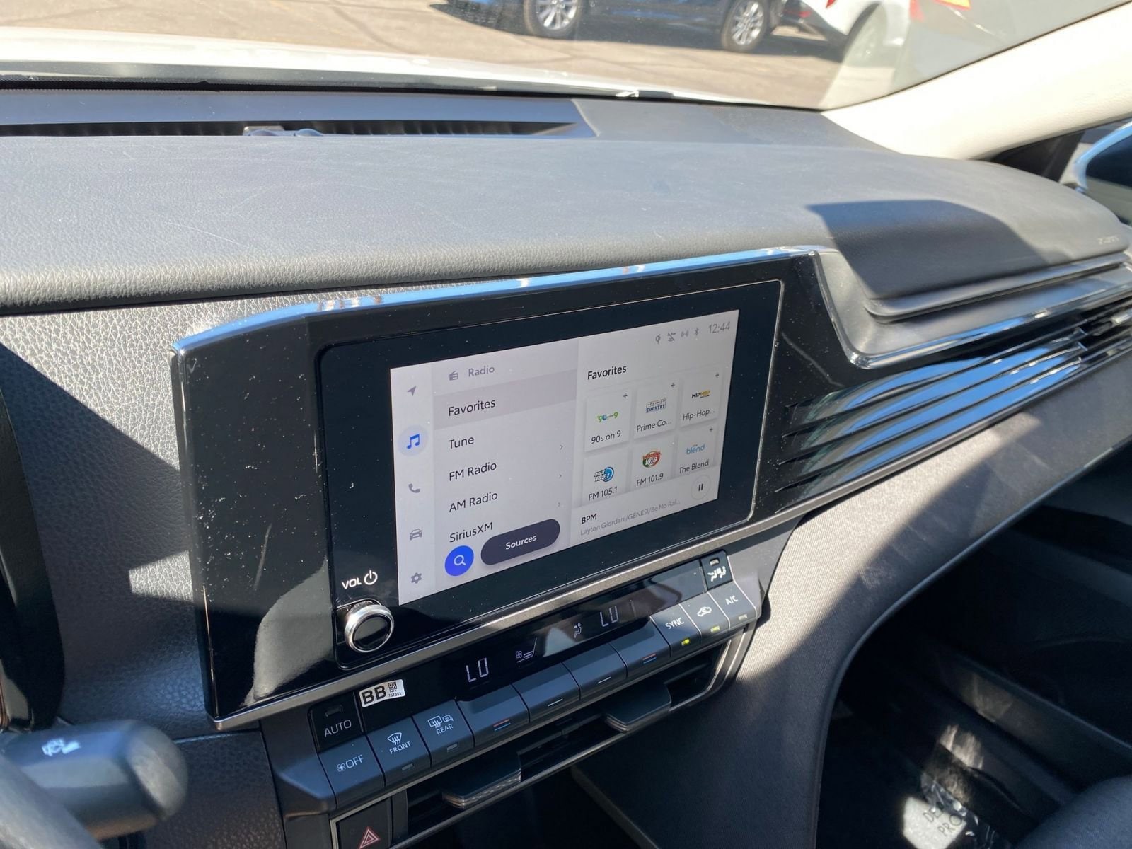 Thumbnail: 2025 Toyota Camry - 18