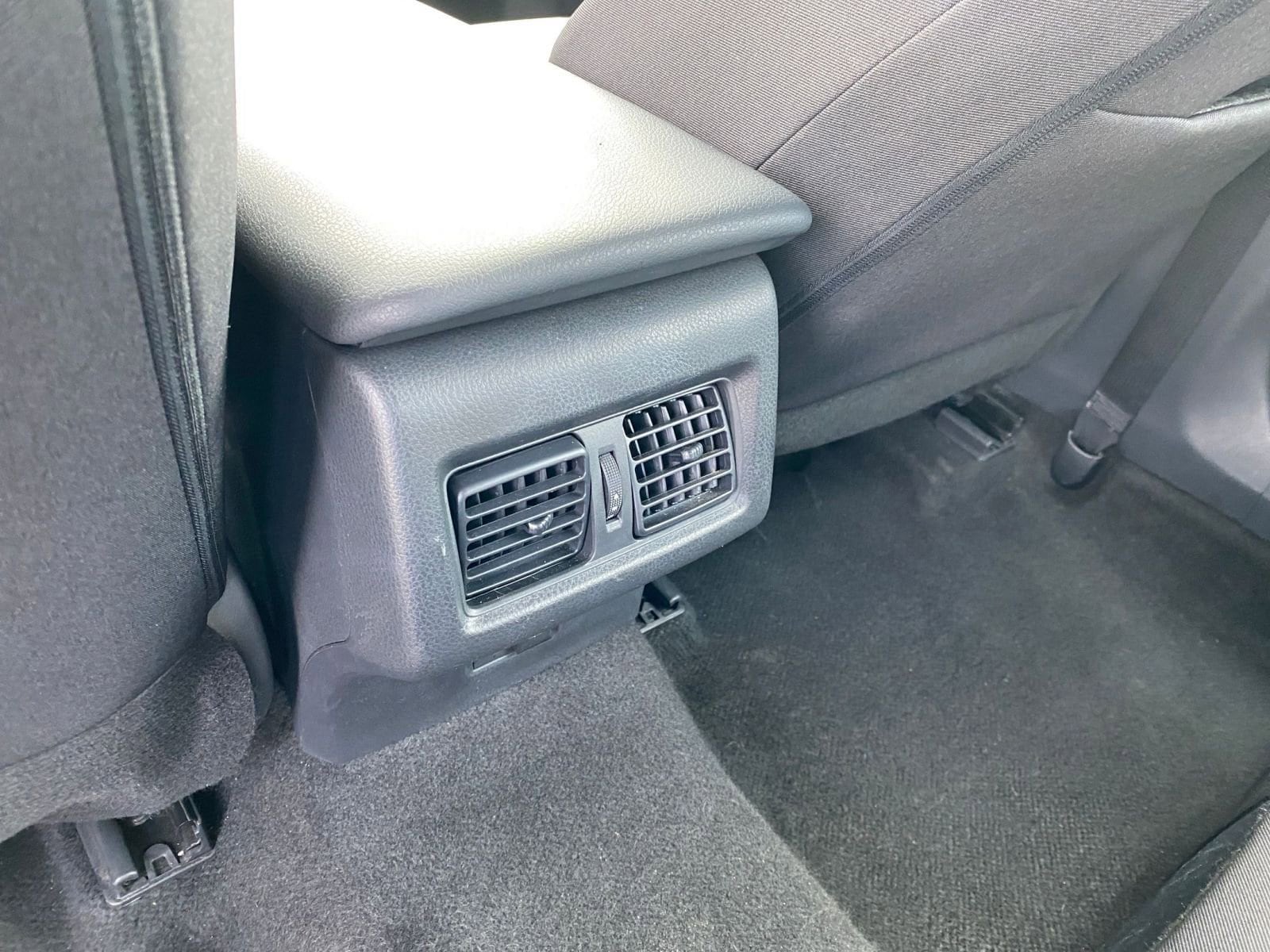 Thumbnail: 2025 Toyota Camry - 22