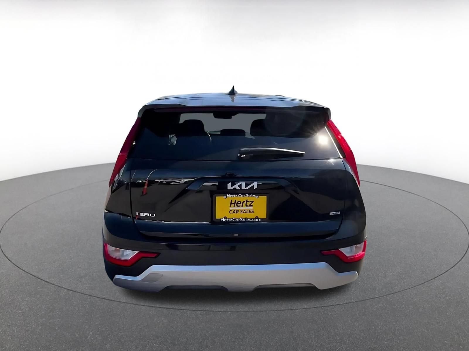 Thumbnail: 2026 Kia Niro - 12