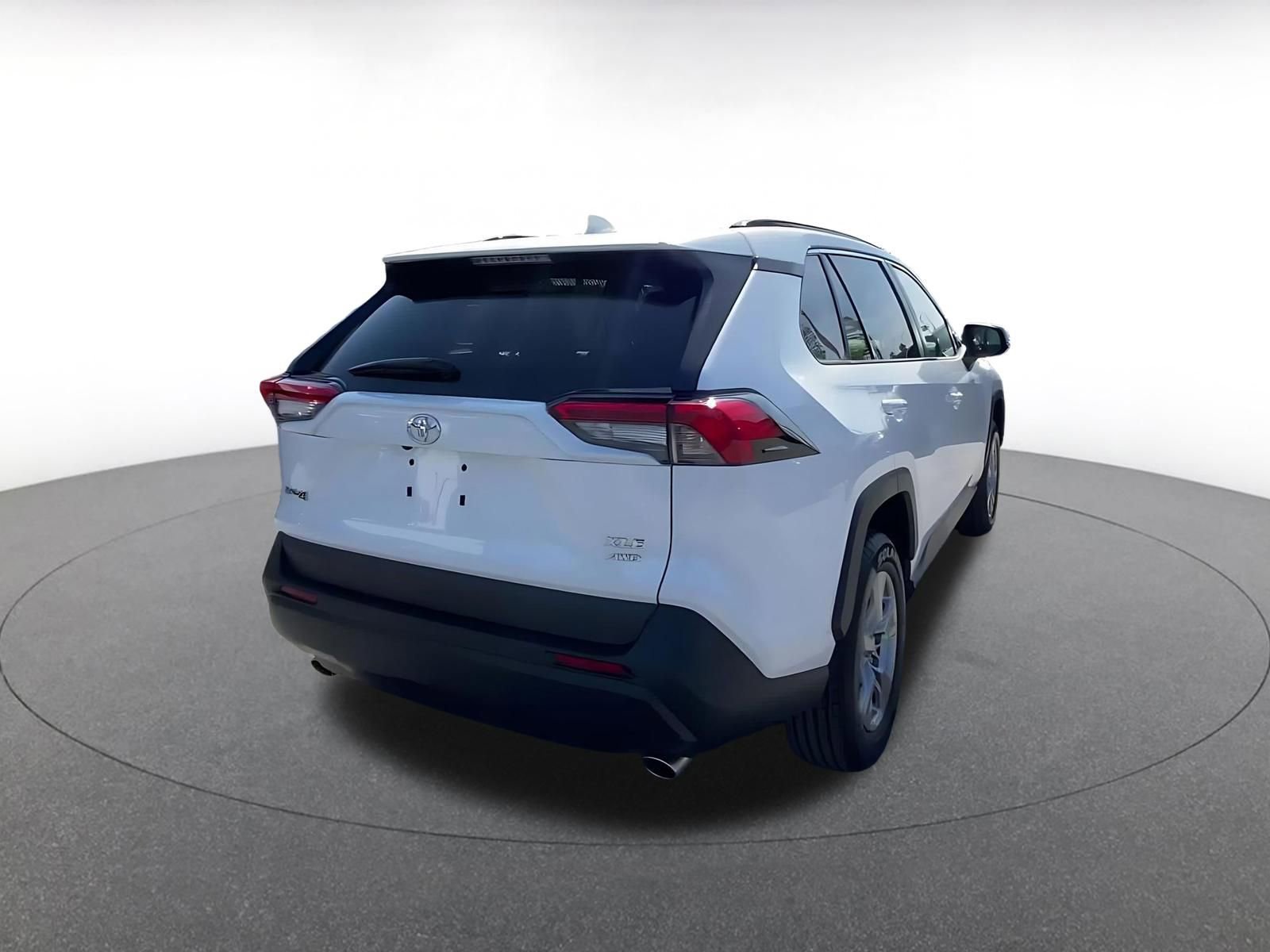 Thumbnail: 2025 Toyota RAV4 - 14