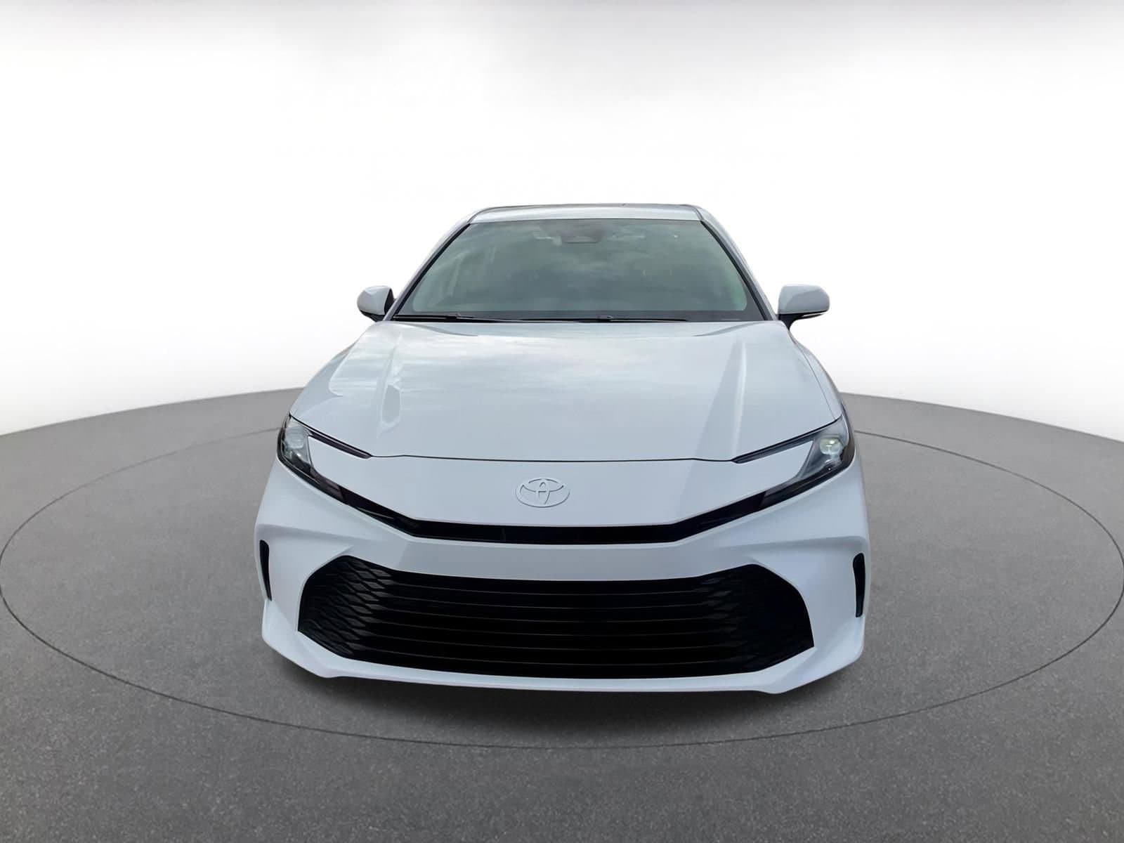 Thumbnail: 2025 Toyota Camry - 4