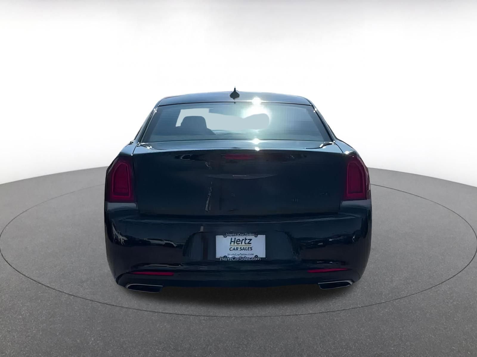 Thumbnail: 2022 Chrysler 300 - 12