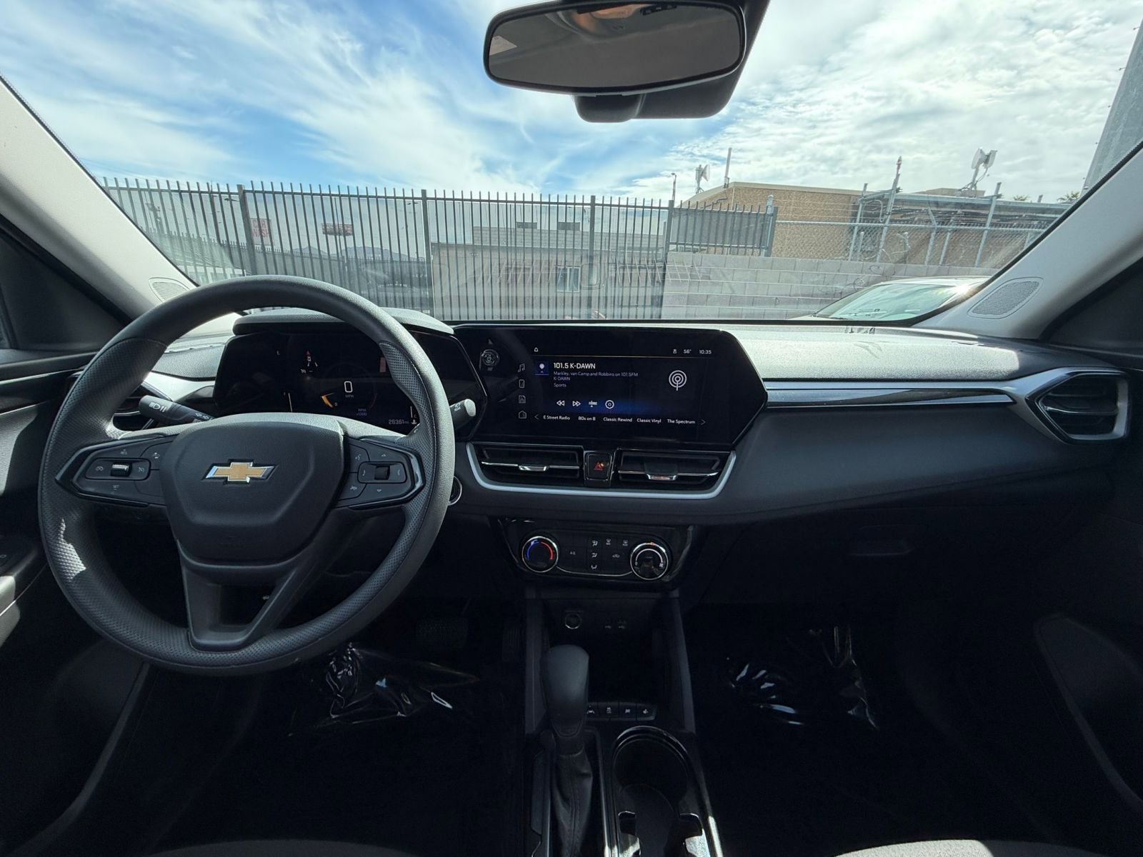 Thumbnail: 2025 Chevrolet TrailBlazer - 32
