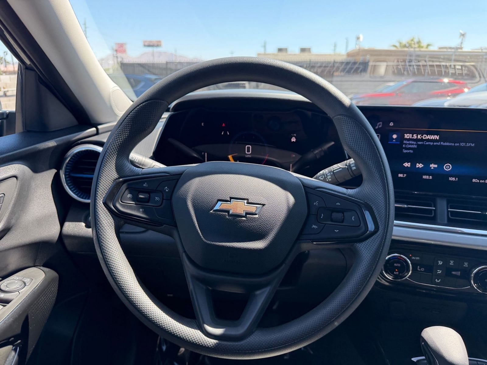 Thumbnail: 2025 Chevrolet Trax - 33