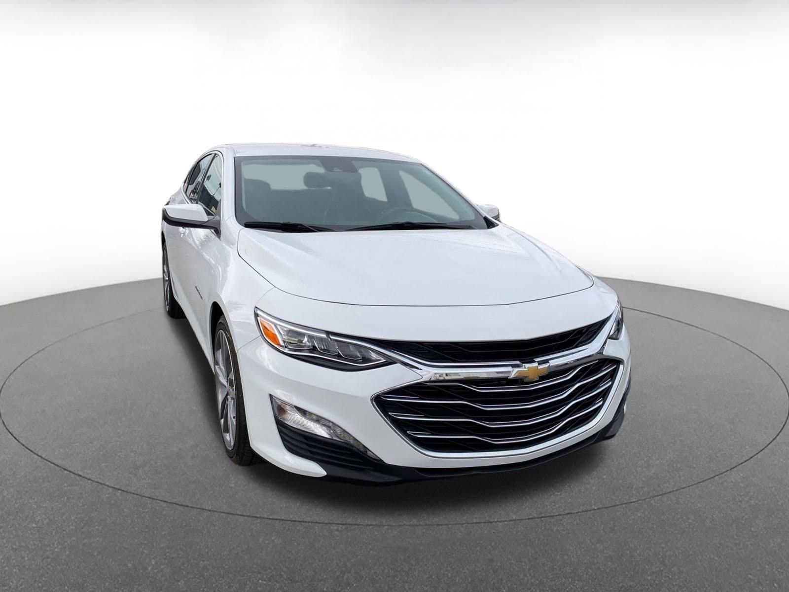 2024 Chevrolet Malibu 2LT