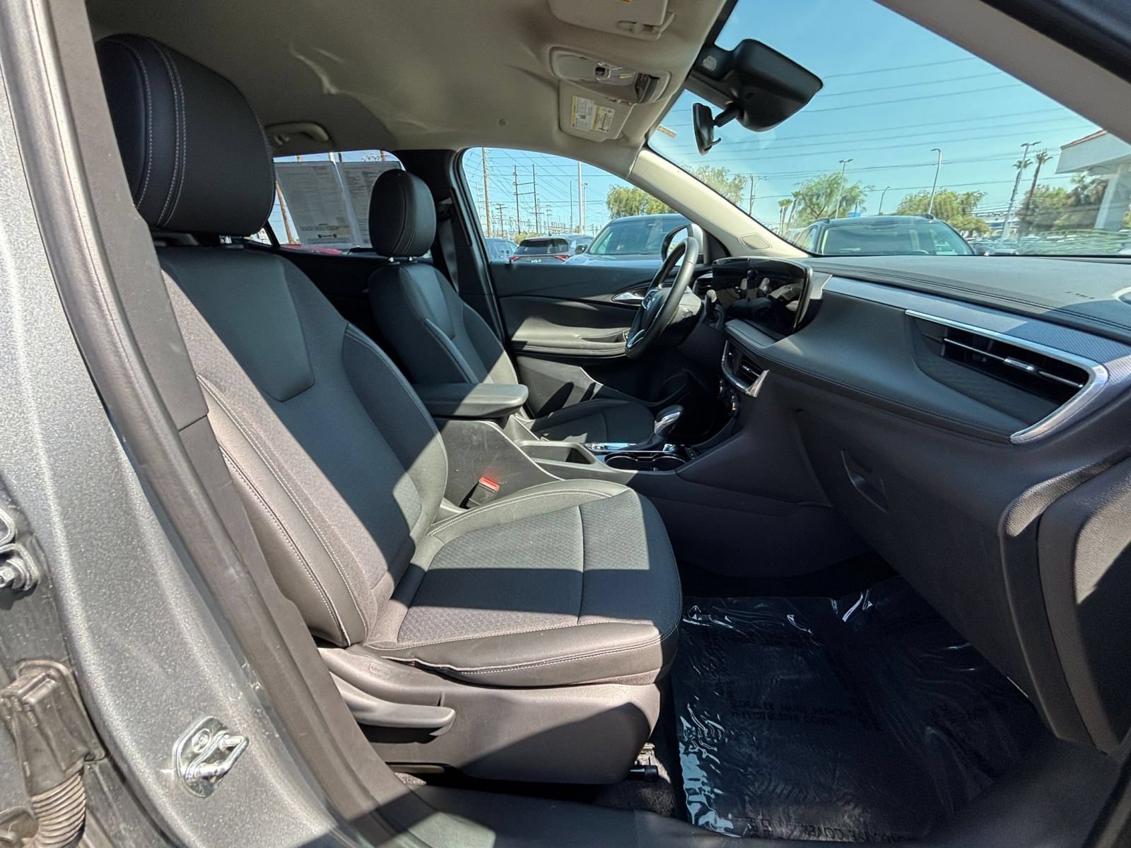 Thumbnail: 2025 Buick Encore GX - 25
