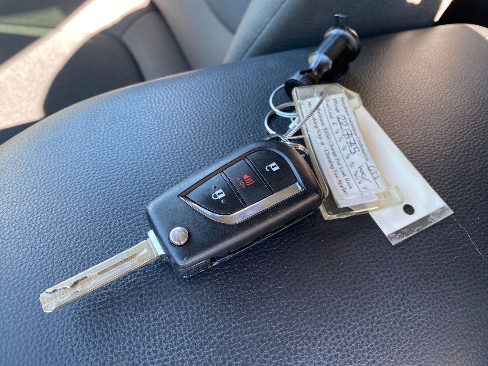 Thumbnail: 2025 Toyota RAV4 - 22