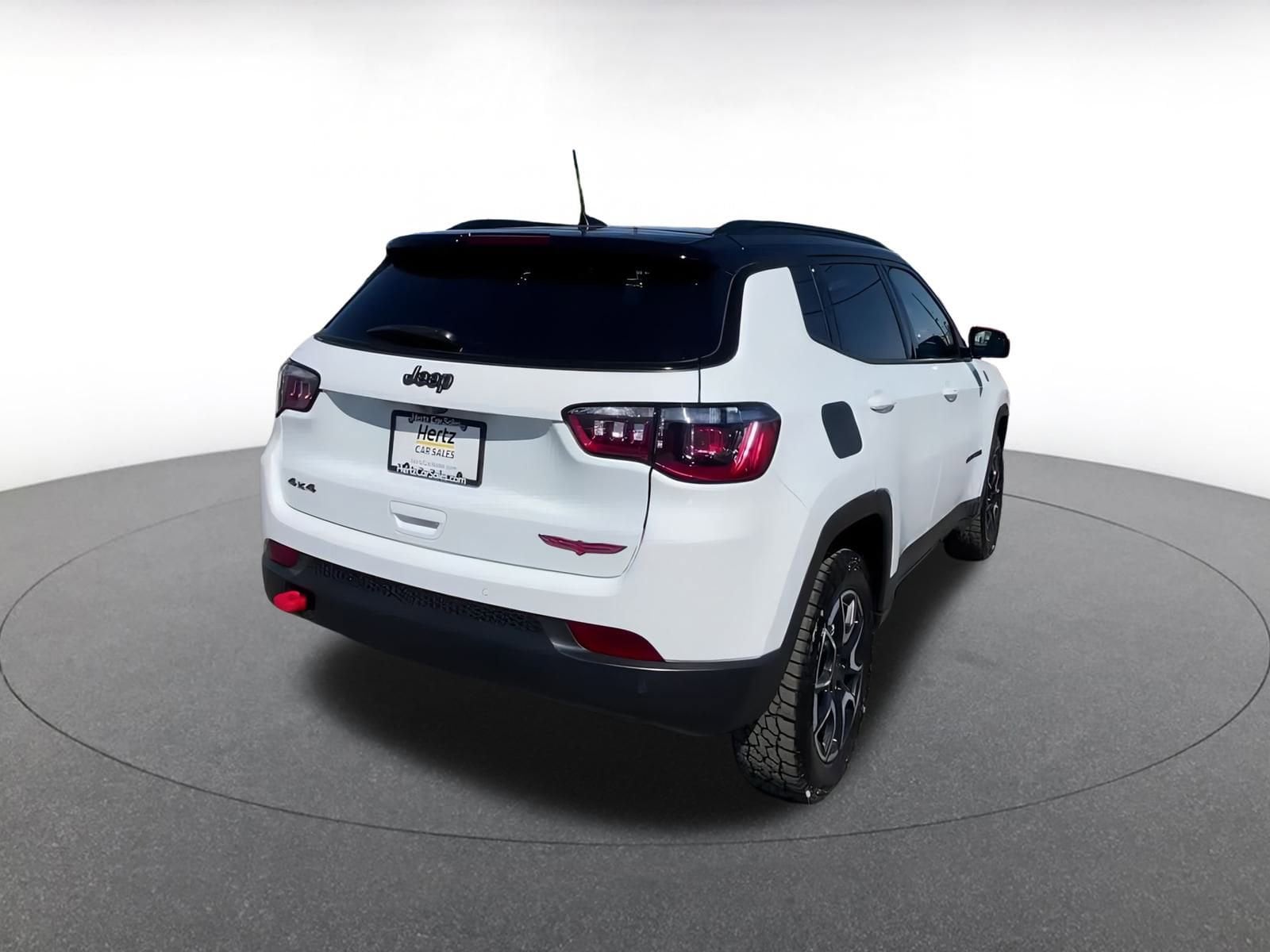 Thumbnail: 2025 Jeep Compass - 14