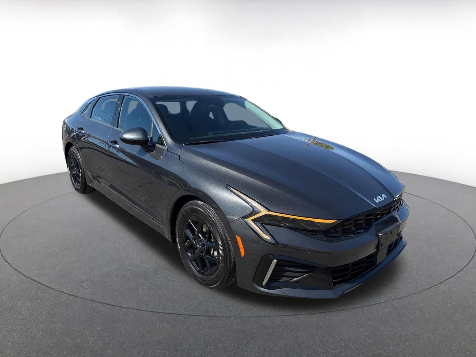 Thumbnail: 2025 Kia K5 - 1