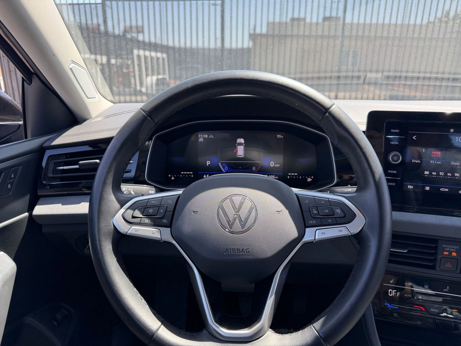 Thumbnail: 2025 Volkswagen Jetta - 35