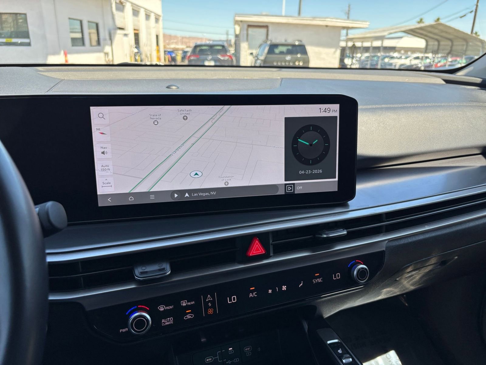 Thumbnail: 2024 Kia Sorento - 17