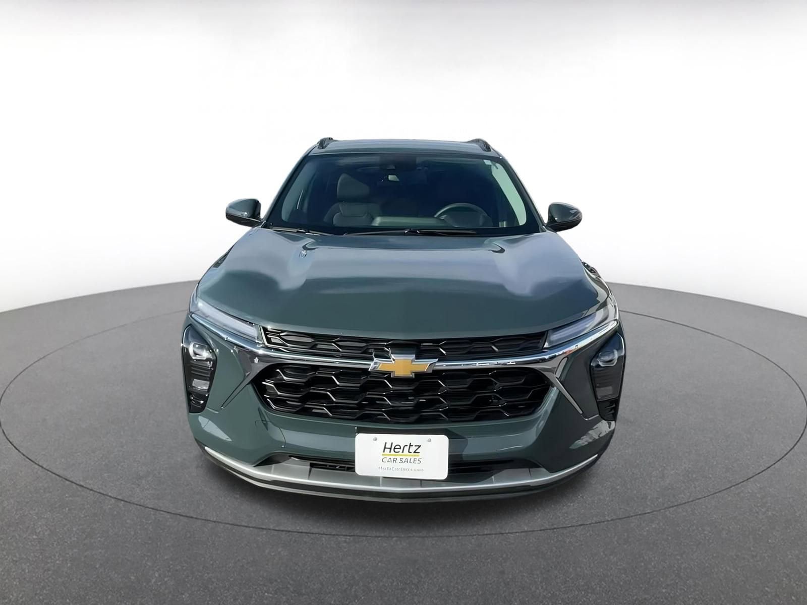 Thumbnail: 2025 Chevrolet Trax - 4