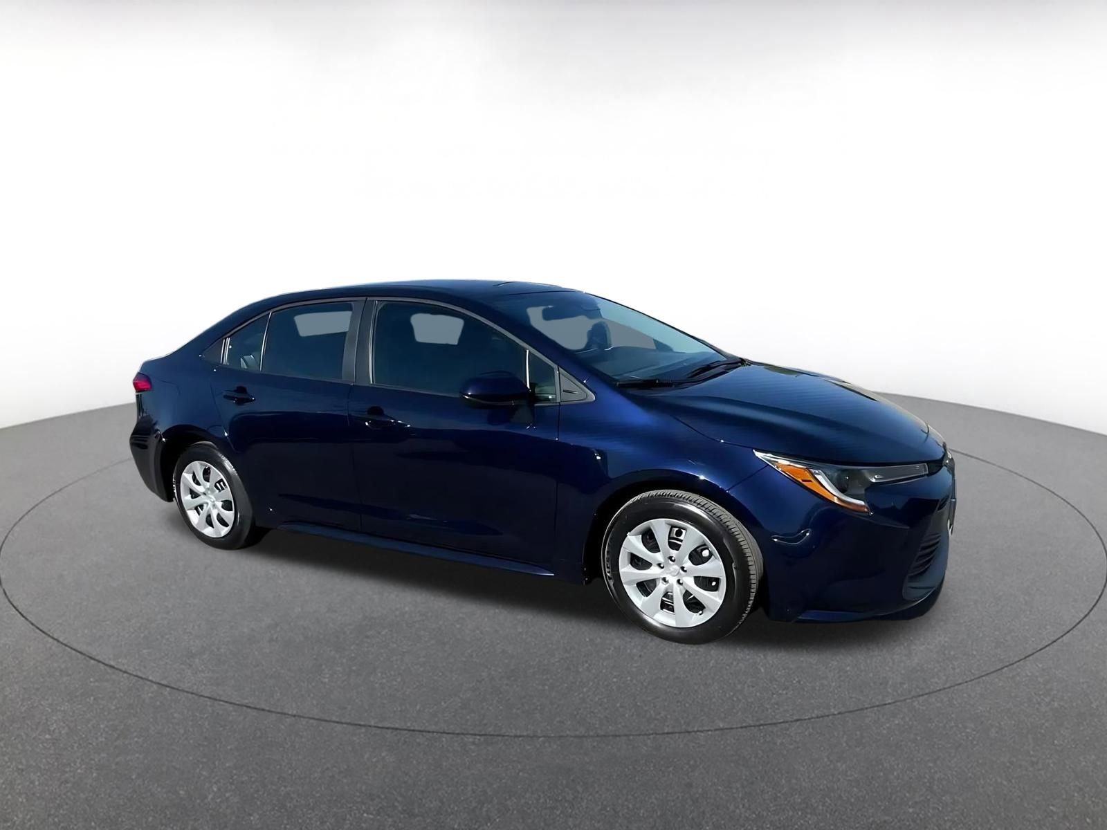 Thumbnail: 2025 Toyota Corolla - 2