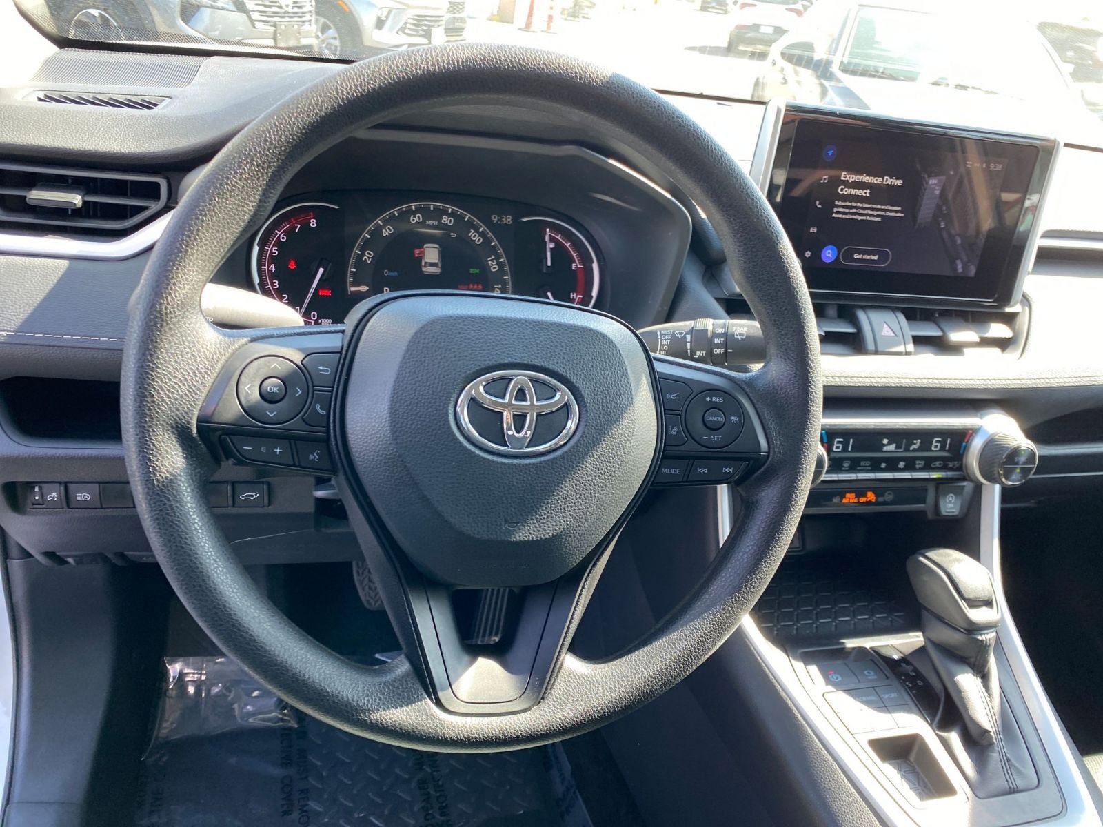 Thumbnail: 2025 Toyota RAV4 - 29