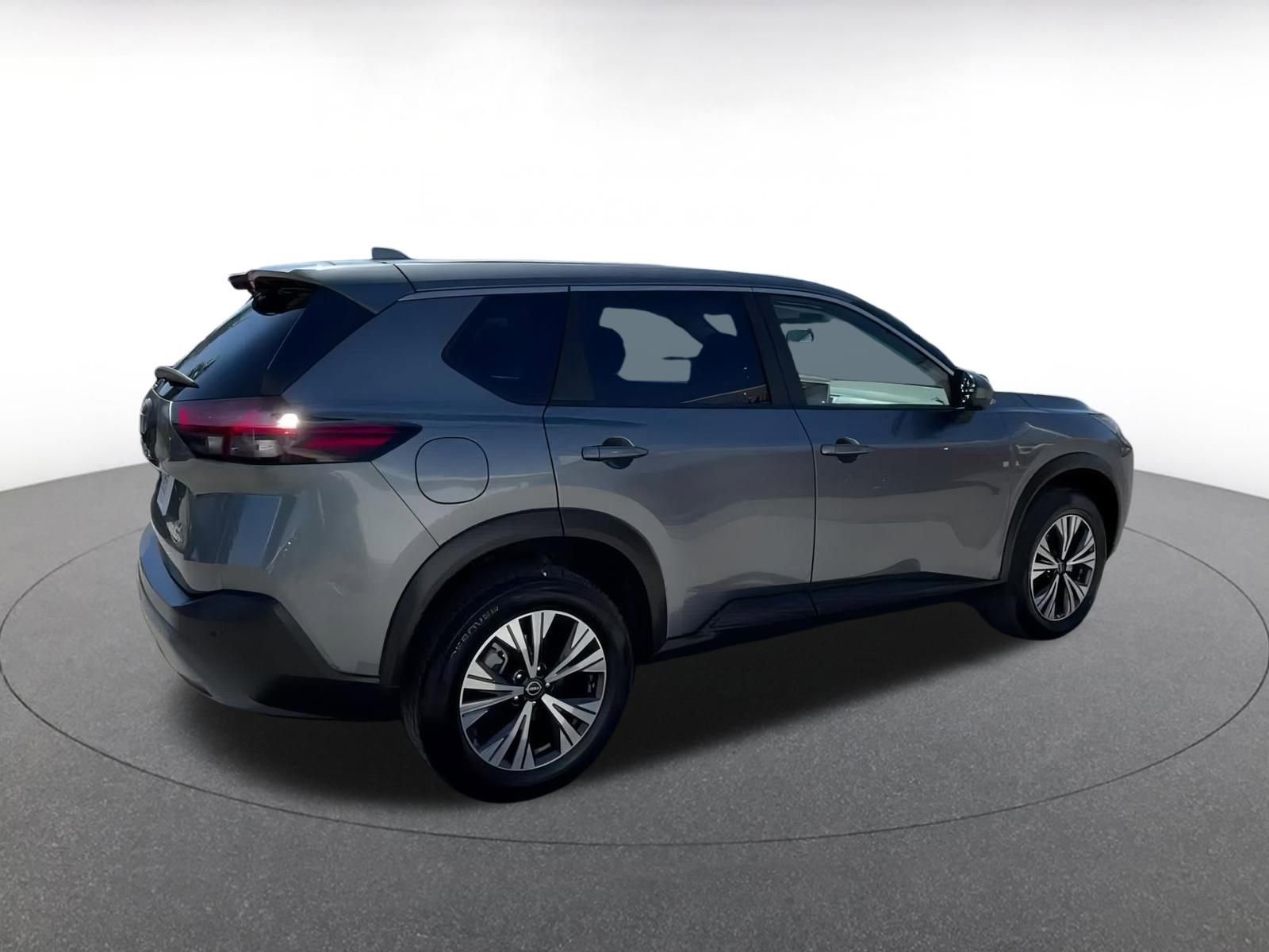 2023 Nissan Rogue SV 15