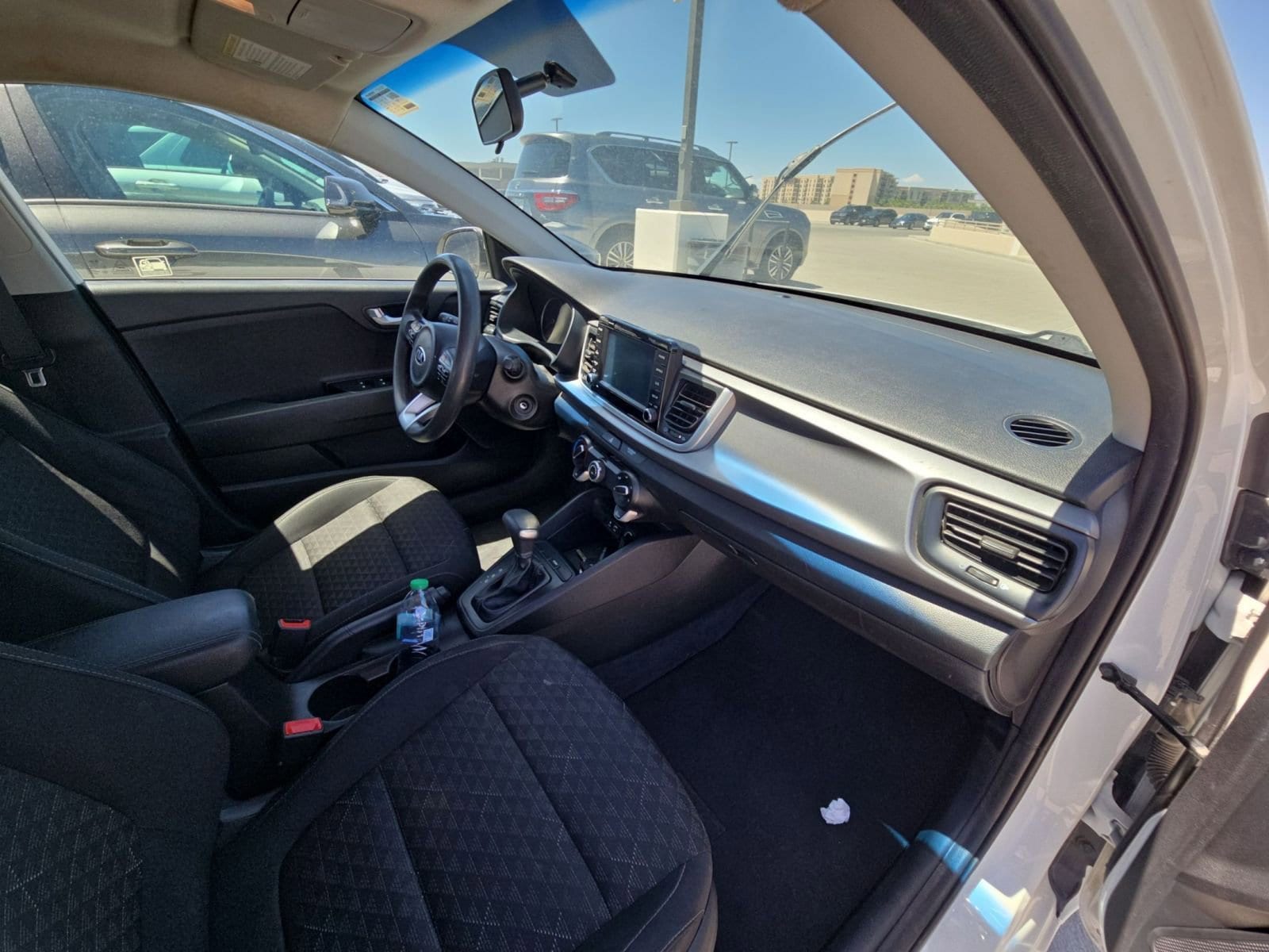 Thumbnail: 2019 Kia Rio - 10