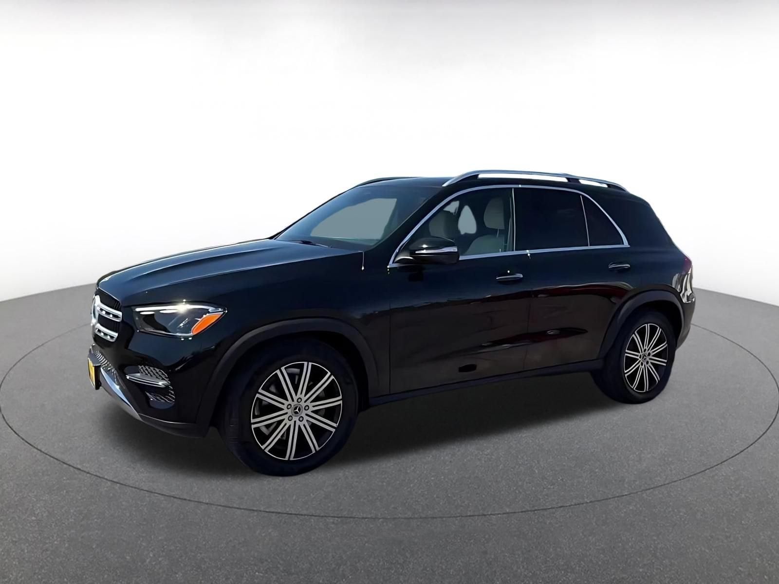 Thumbnail: 2026 Mercedes-Benz GLE - 8