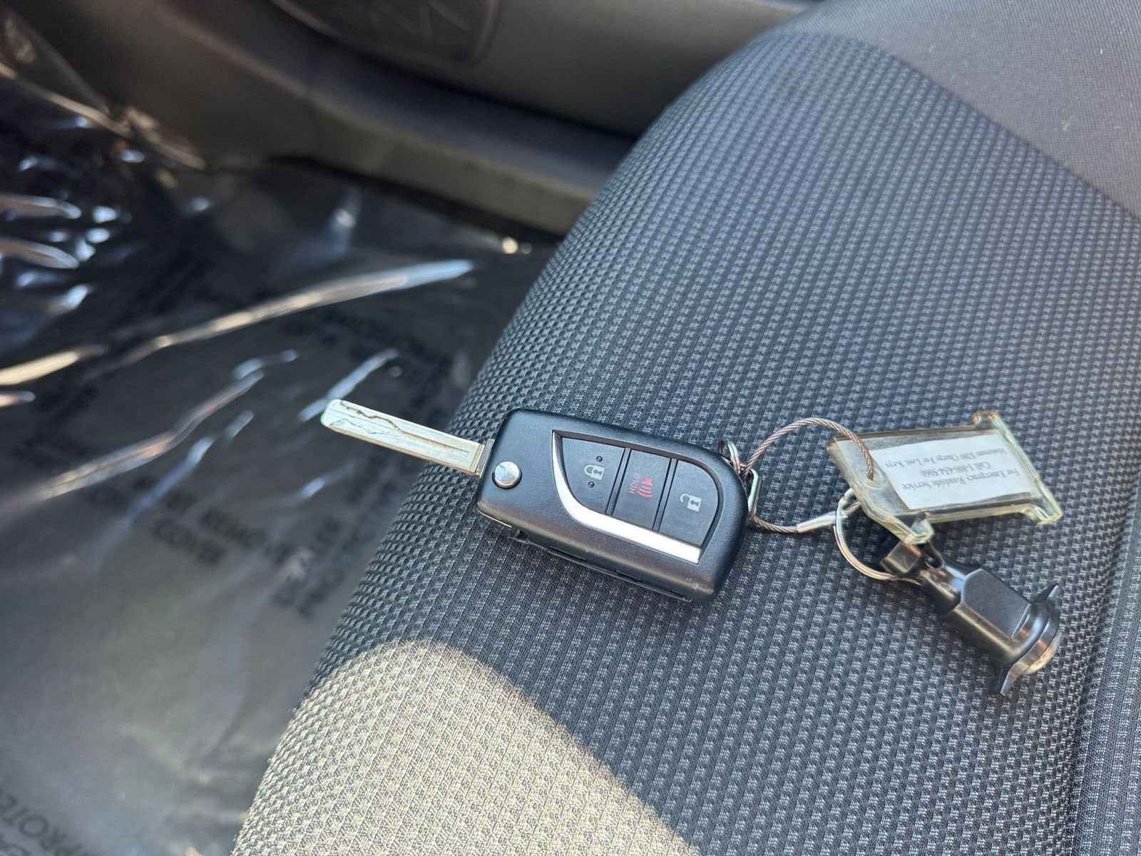 Thumbnail: 2025 Toyota RAV4 - 22