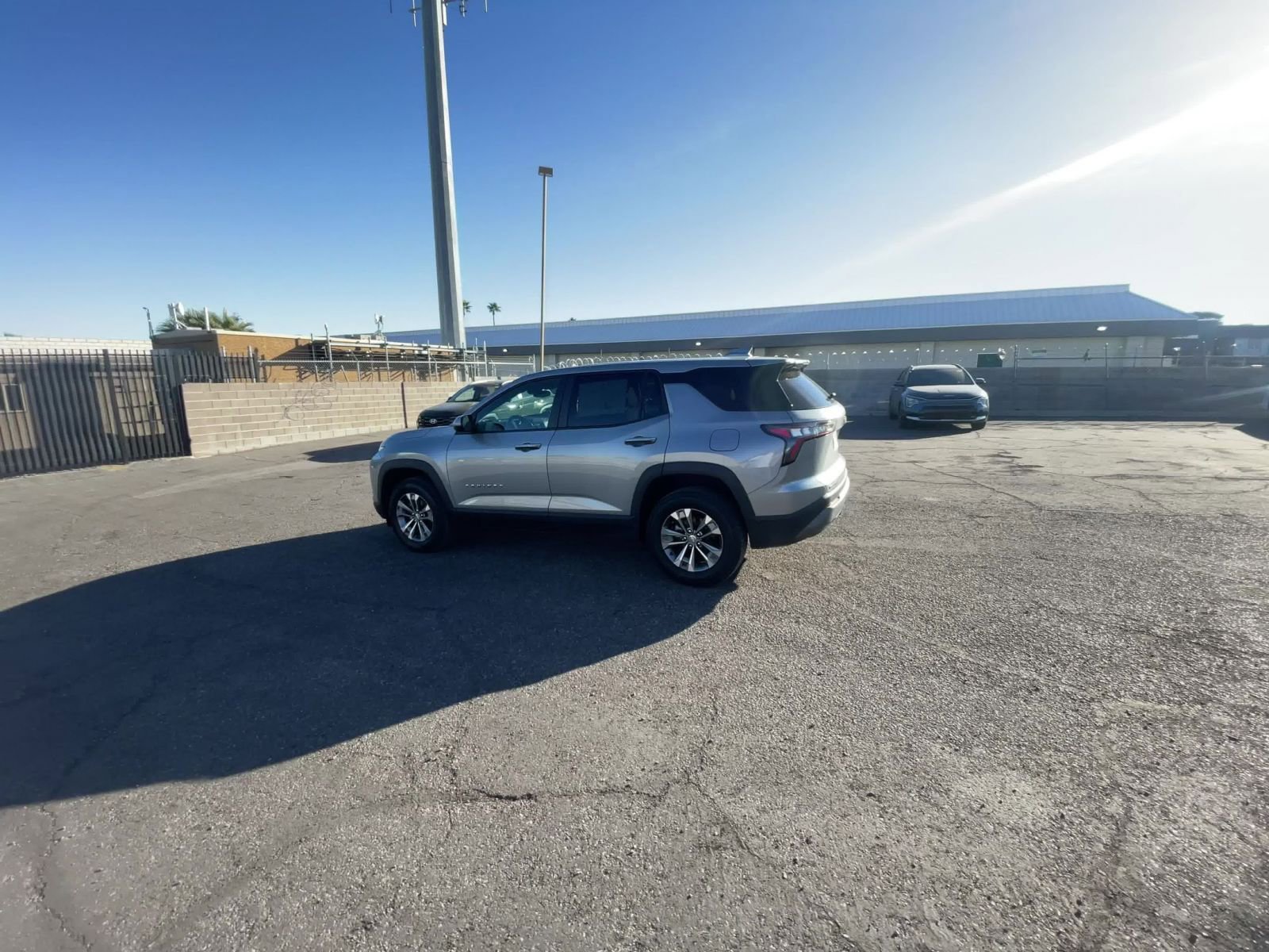 Thumbnail: 2025 Chevrolet Equinox - 15