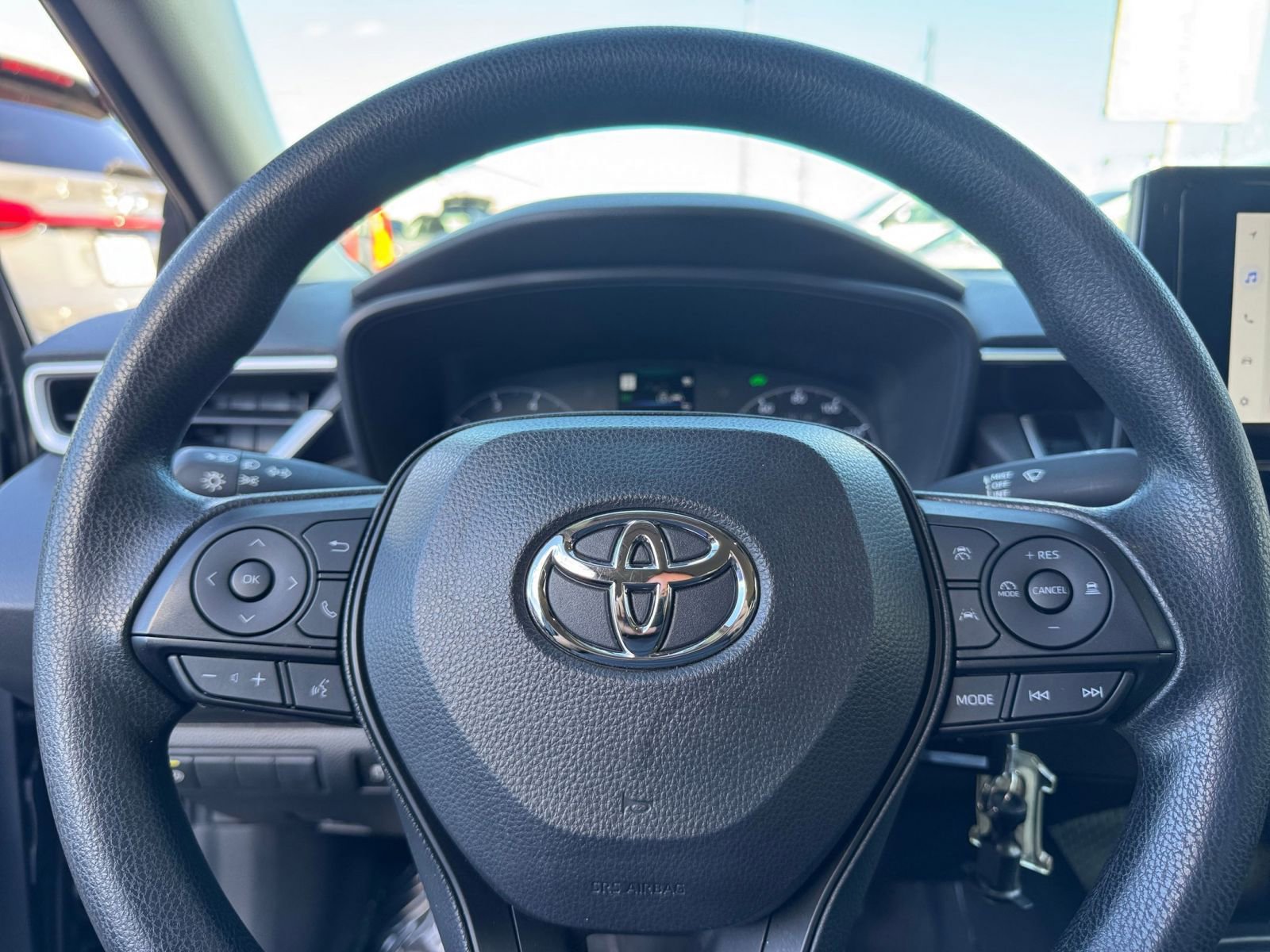 Thumbnail: 2025 Toyota Corolla - 25