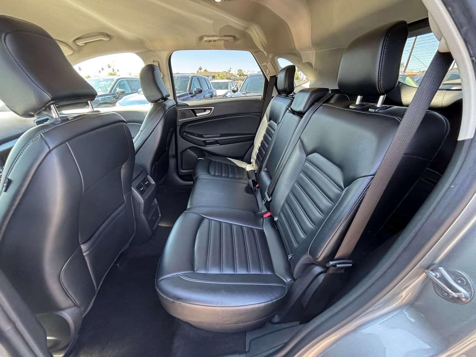 Thumbnail: 2023 Ford Edge - 25