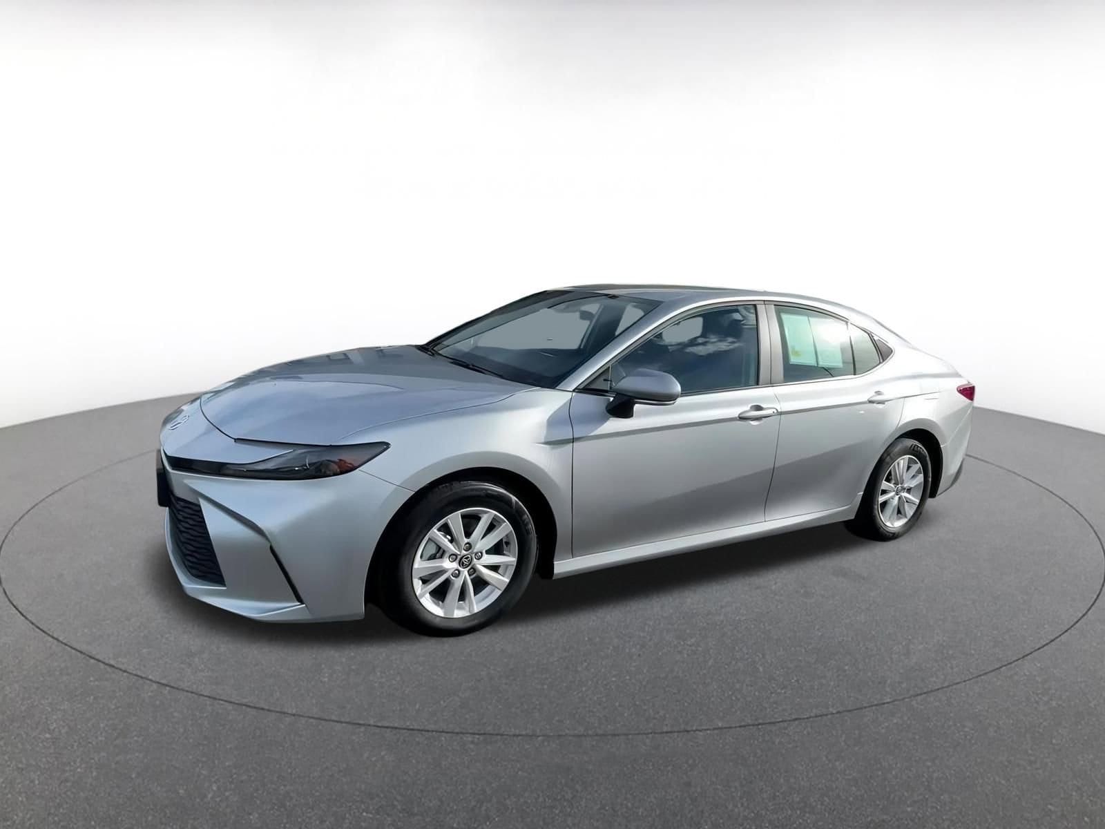 Thumbnail: 2025 Toyota Camry - 8