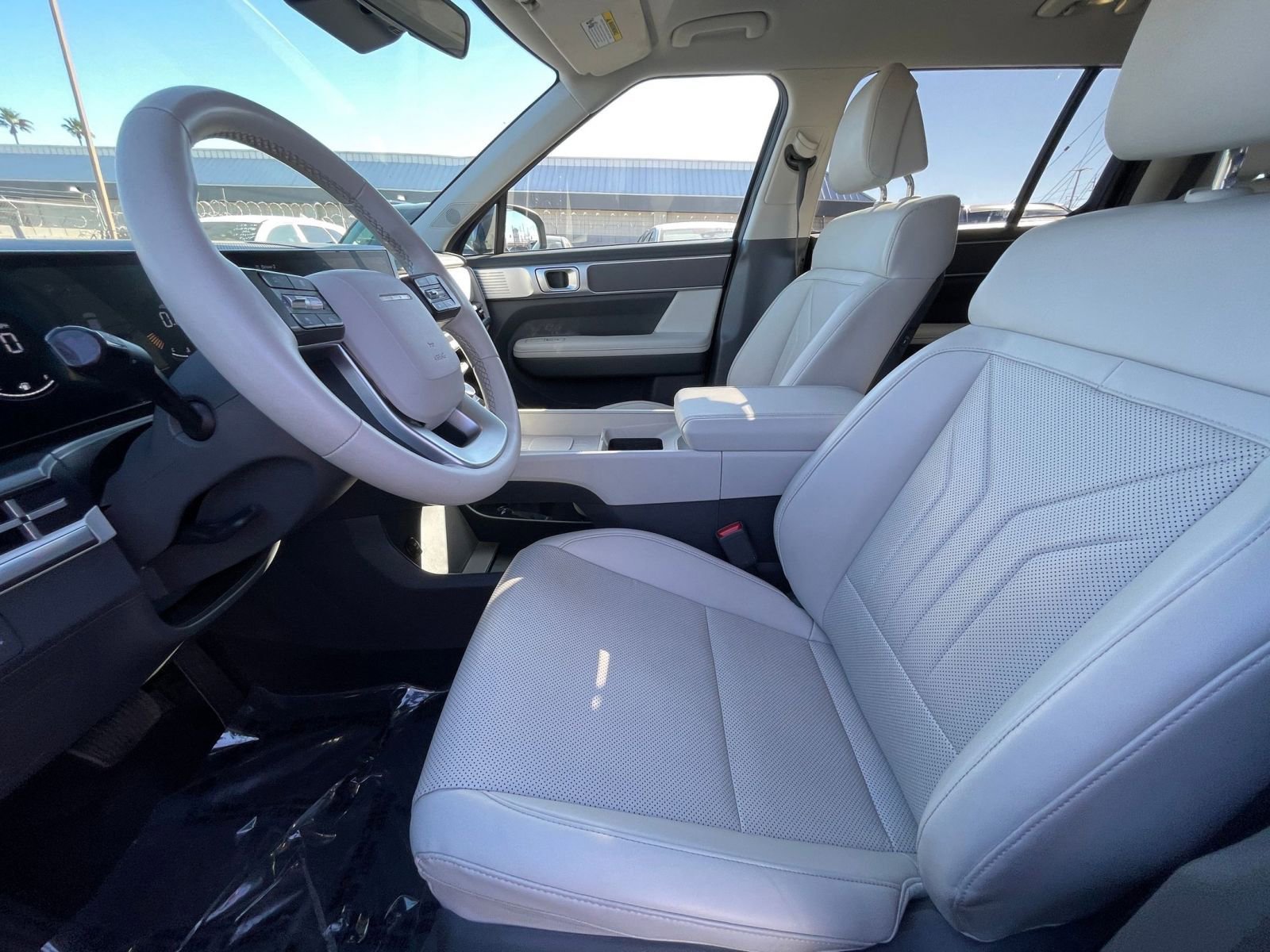 Thumbnail: 2025 Hyundai Santa Fe - 28