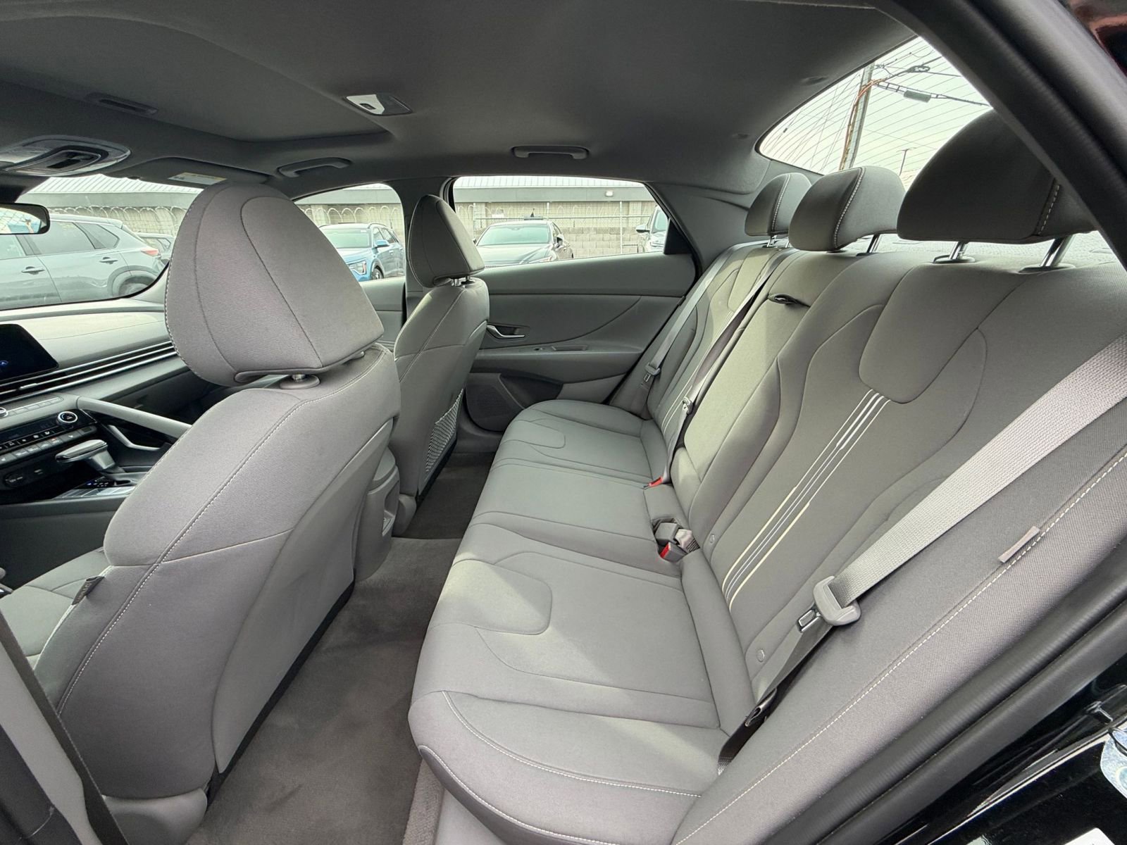 Thumbnail: 2025 Hyundai Elantra - 25