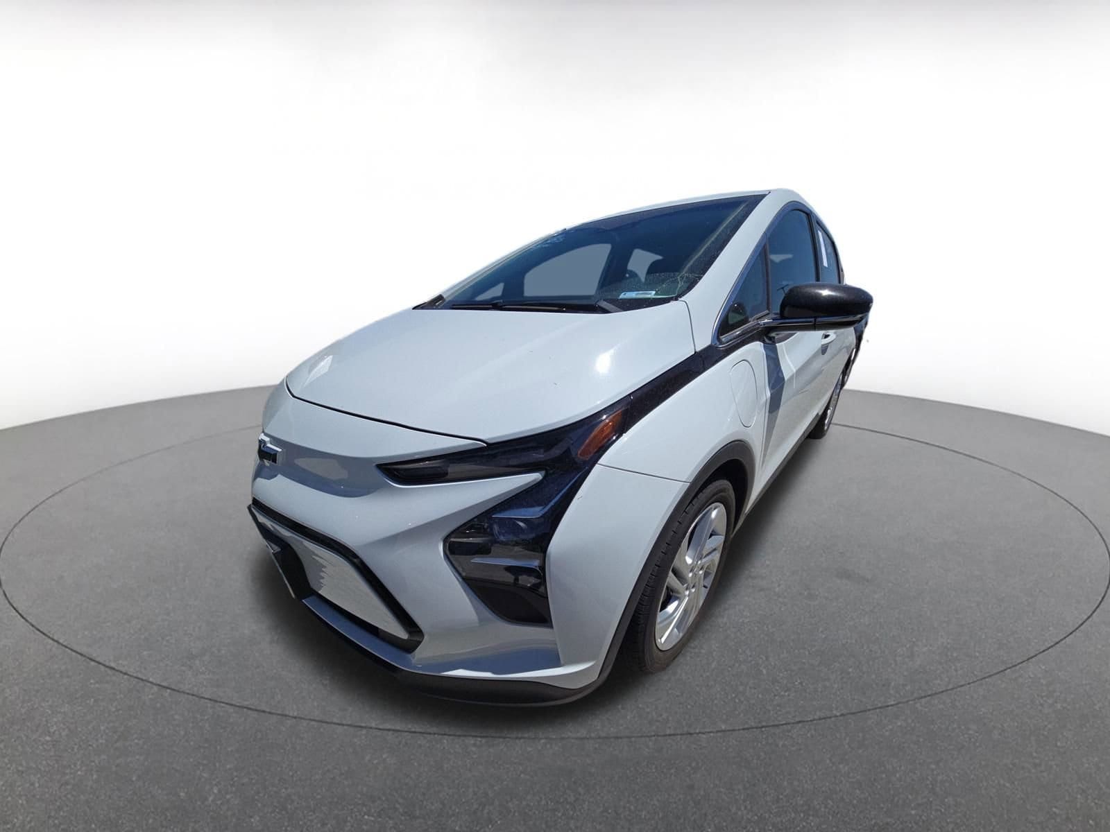 Thumbnail: 2023 Chevrolet Bolt EV - 6